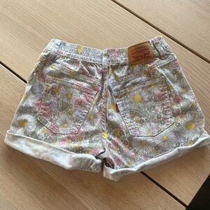 Levi’s girls floral shorts size 12, Levi Strauss kids floral shorts